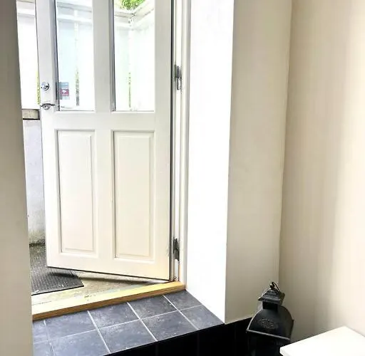 Koselig Nyoppusset I Sentrum Dobbelseng Apartamento *